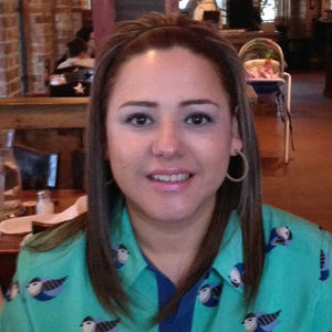 Meet your Posher, Ivette